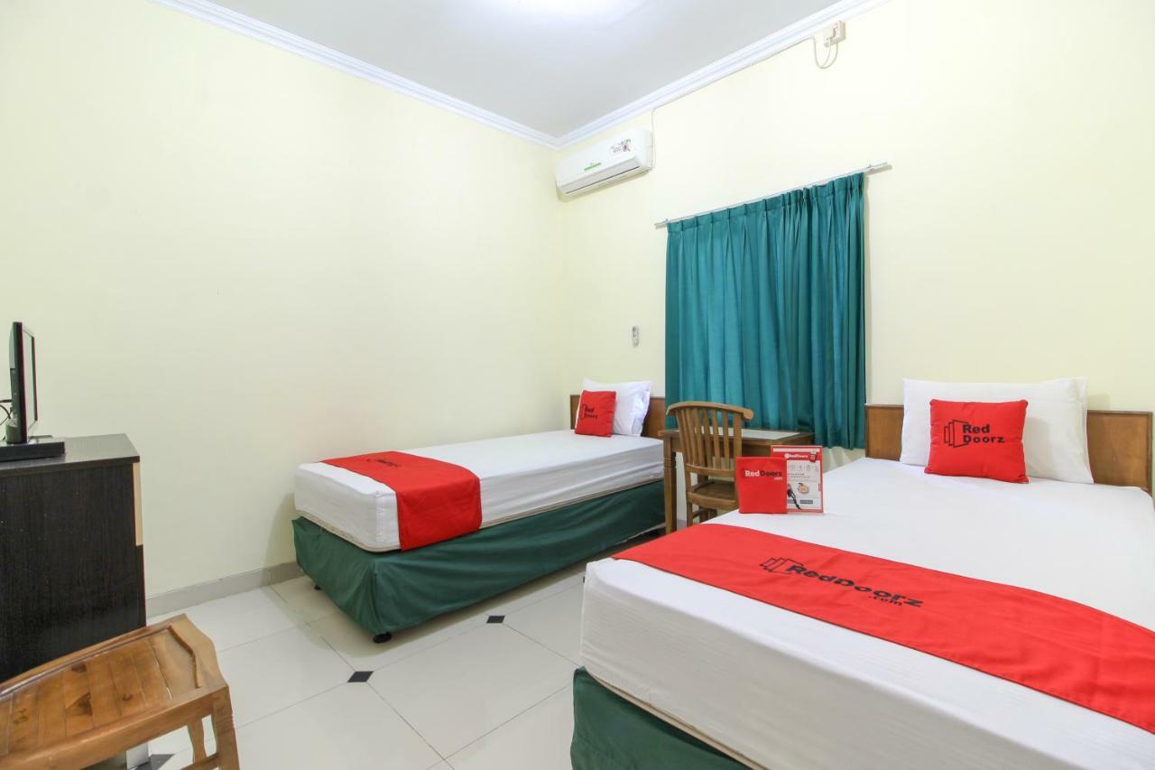 Reddoorz Near Rumah Sakit Condong Catur Maguwo Εξωτερικό φωτογραφία
