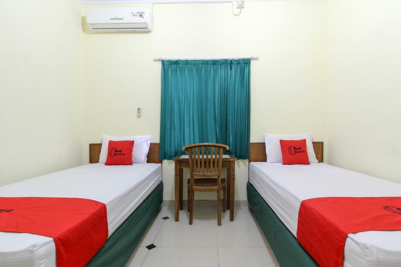 Reddoorz Near Rumah Sakit Condong Catur Maguwo Εξωτερικό φωτογραφία