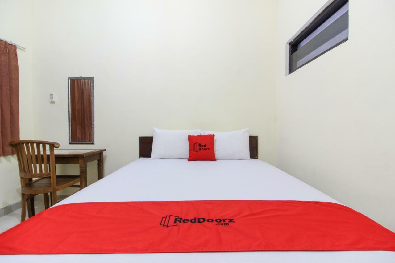 Reddoorz Near Rumah Sakit Condong Catur Maguwo Εξωτερικό φωτογραφία